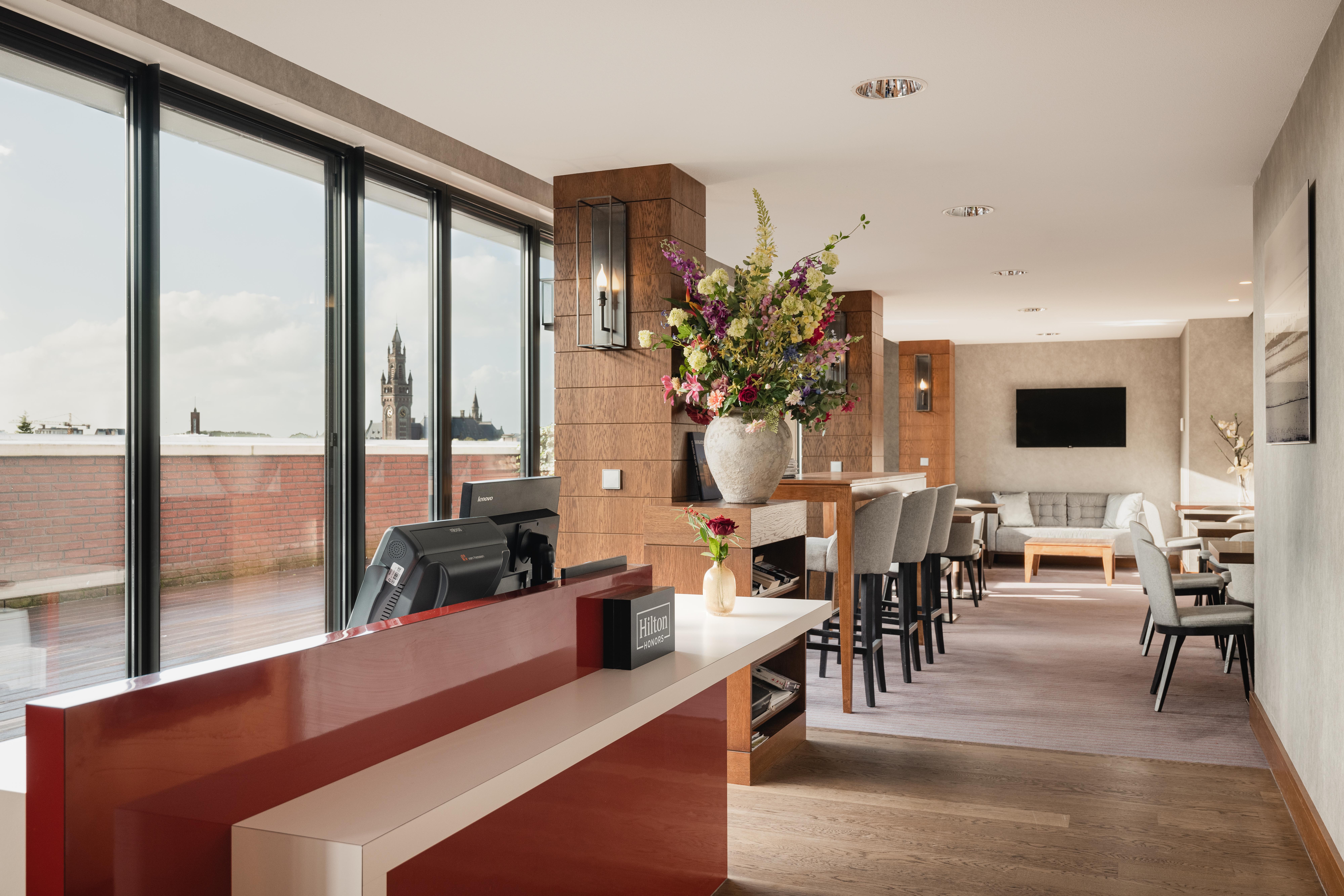 Hilton The Hague Haia Exterior foto The Club at London Heathrow Airport