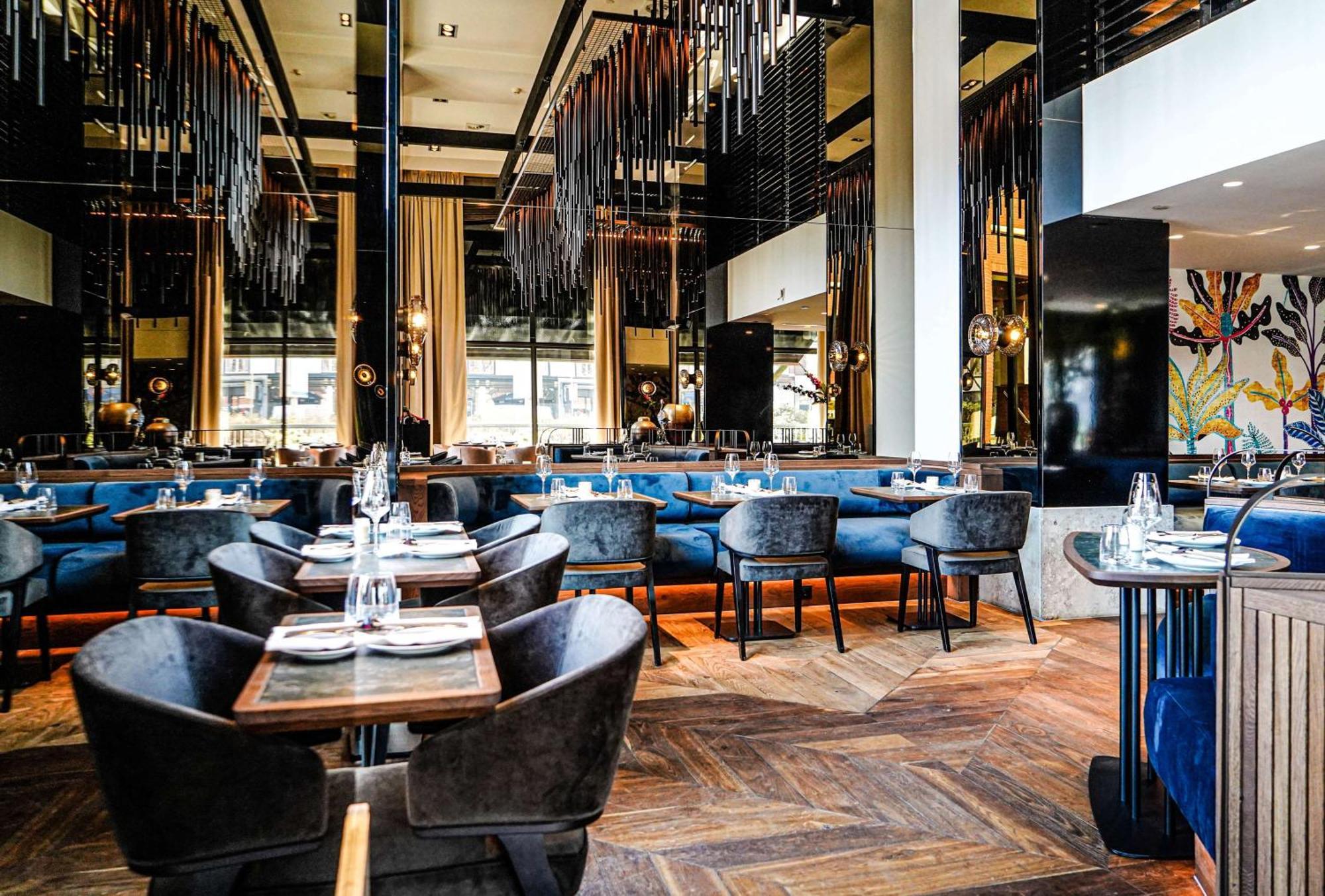 Hilton The Hague Haia Exterior foto Interior of the restaurant
